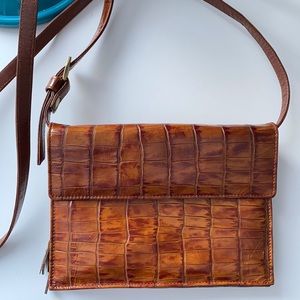 Tusk leather wallet bag brown